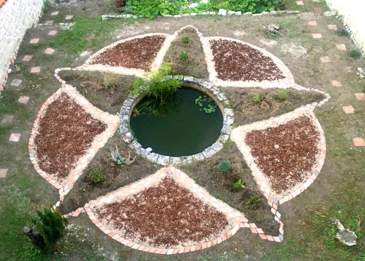 Bed and Breakfast La Belle Etoile Saintes Exterior foto